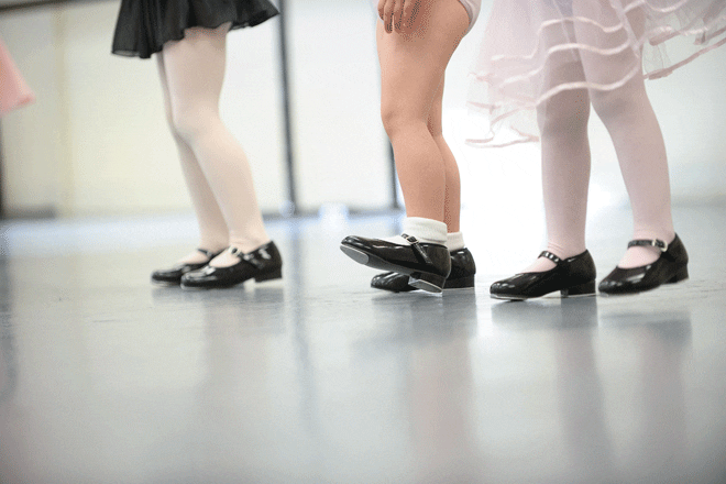 63 Casual Dance time boys shake your shoes for Mens
